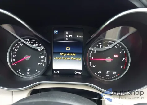 2016 Mercedes-Benz C 300 4Matic из США, поврежденный, VIN 55SWF4KB7GU109242